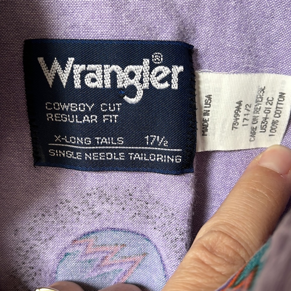 Wrangler cowboy cut regular fit button down shirt - Picture 7 of 12